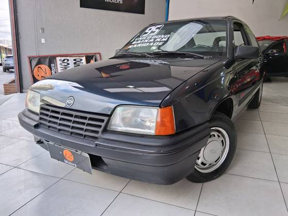CHEVROLET KADETT 1.8 EFI GL 8V ÁLCOOL 2P MANUAL CHEVROLET KADETT 1.8 EFI GL 8V ÁLCOOL 2P MANUAL